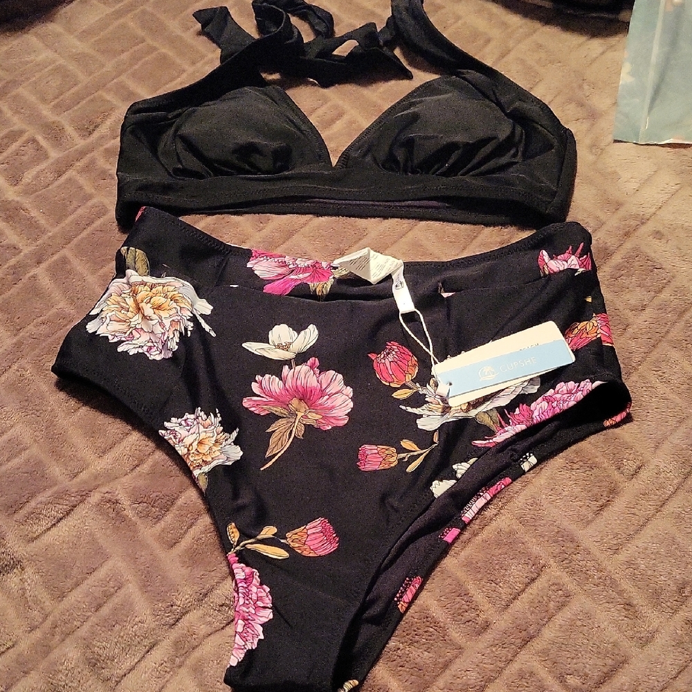 Cupshe Floral Black Bikini Set SZ XL🏖